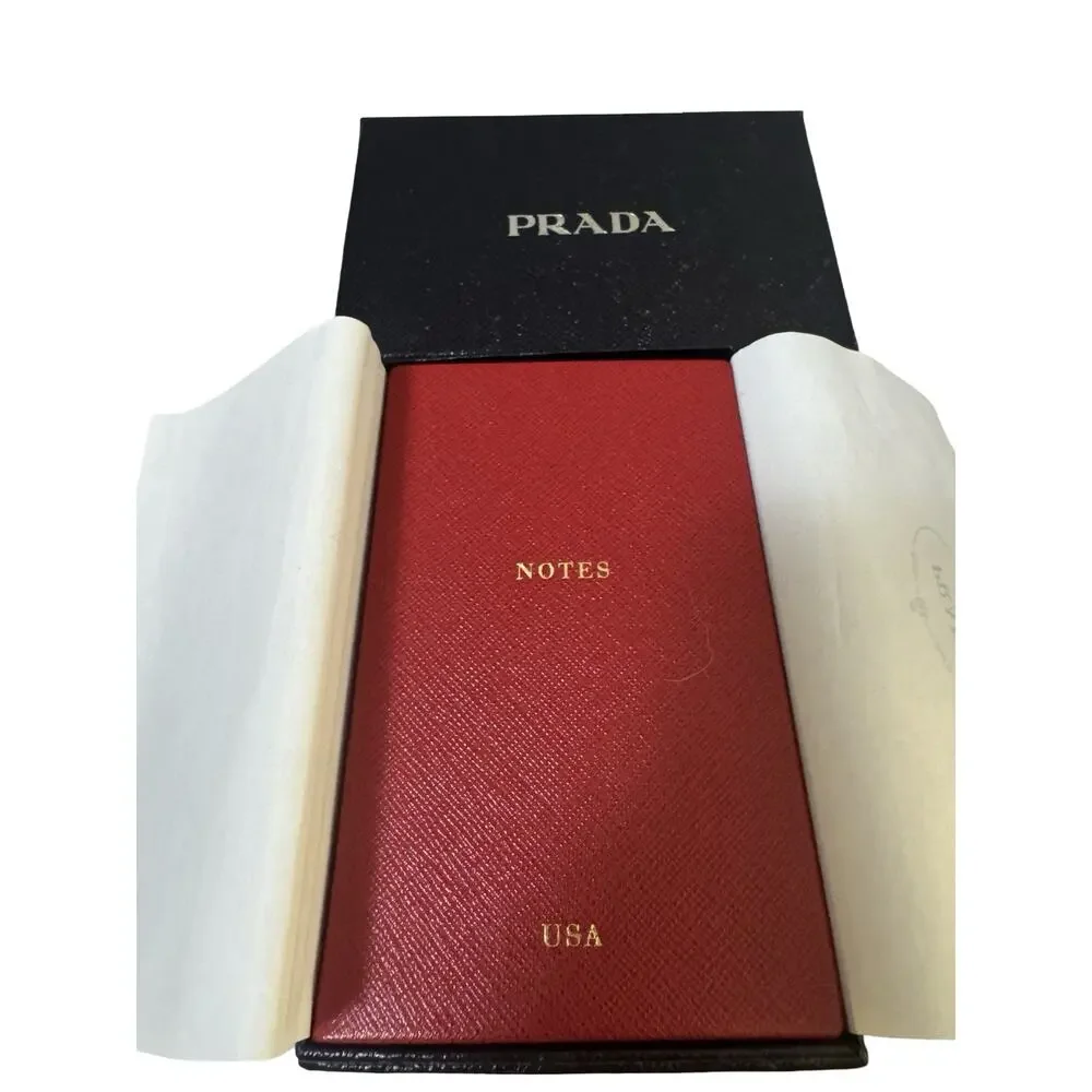 Prada Saffiano Leather Notebook Red Fuoco Oggetti da Scrivania NIB USA